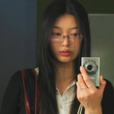 tanyioe's profile picture. @BTS_twt