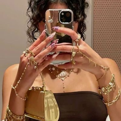 godiestar's profile picture. #studytwt—law college era