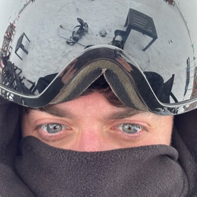 Exploring the internet - Twitch partner - EX Fn pro - Former @Fnatic - I buy coins / Web3 stuff here and there - https://t.co/Cg1koVinrB