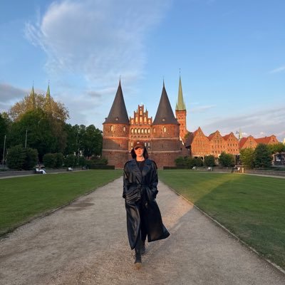 SherrySa013's profile picture. 