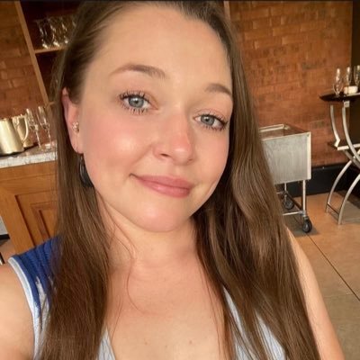liyahlaniec's profile picture. You want to live a happy life, tie it to a goal, not to people or things. I like music food, dogs, and anything that makes me laugh! NO Crpyto