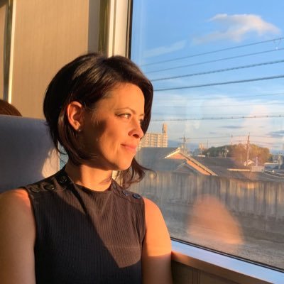 vanessawarth's profile picture. 