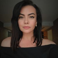 Mariana (@marianalizee) 's Twitter Profile