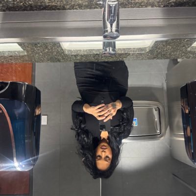 Ava_Evangelista's profile picture. I’ve seen stuff with my own three eyes 📝