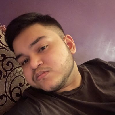 Ayushbh26's profile picture. Professional overthinker !