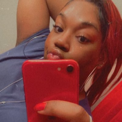just Likn & retweetn Nt lookin 4 Hookups im nt a ho or prostitute dnt confuse me withdem on here I post my freaky stuff out of boredom not content or clout