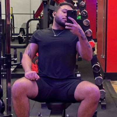 MrJhonMark's profile picture. ✨