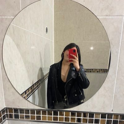 celeeguerrero_'s profile picture. 22