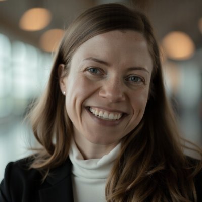 MsEllaWachter's profile picture. 🔴Go from 6 ➡️ 7 ➡️ 8 figures ➡️ EXIT. Do it systematically and predictably. At Ecom Integrators we help time-strapped ecommerce entrepreneurs do just that.