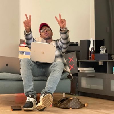 🦍1906 | Very Awkward Strategist & Culture Developer. Past: @nike | @voxmedia Current: Your Favorite Consultant “Learning never exhausts the mind”.