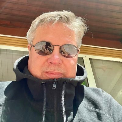 schro_th's profile picture. be happy😄🥳🎉