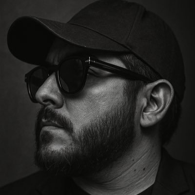 32 añitos. Médico radiólogo. Guana bi producer. En esta cuenta encontrarás opiniones que nadie quiere leer.