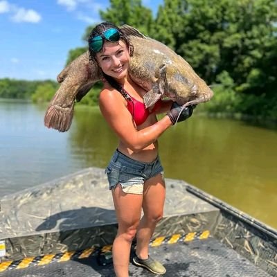 x_tesla17930's profile picture. 