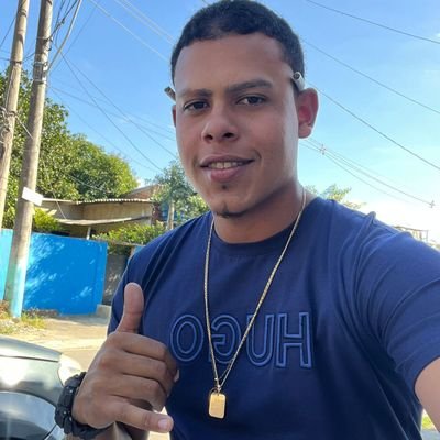 Porte raro, talento único! 🎈
Parte de mim entende a suas partidas á outra morre de saudades..😭😔