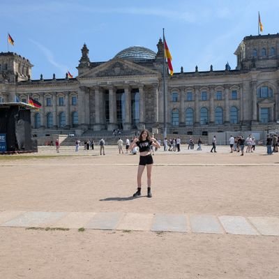 samweetgeenuser's profile picture. ja ik ben hier vooral om met mensen te kloten ngl
anygay your local woke Dutchie!!
they/them :3