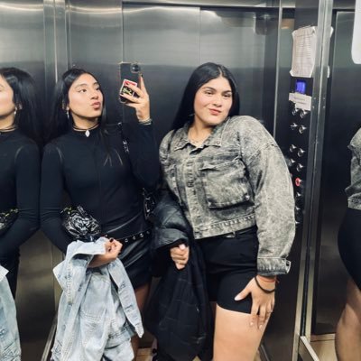 ☪︎  ̤̮ ༘⋆ 𝟏𝟏:𝟏𝟏                                                 ig:_flortoledo