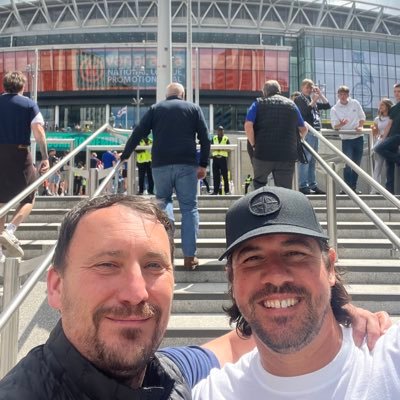 RAF Veteran (Fylingdales 🥶, TCW 🦅, Episkopi 🇨🇾, Shawbury 🚁) Ex Prison Officer 👮♀️ . Life time #OAFC fan, back in the #EFL where we belong!