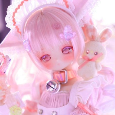 PockyPigy's profile picture. Hi, I'm the Adorable Artist Piggy, here to spread joy and warmth through my colorful art. Oink~!