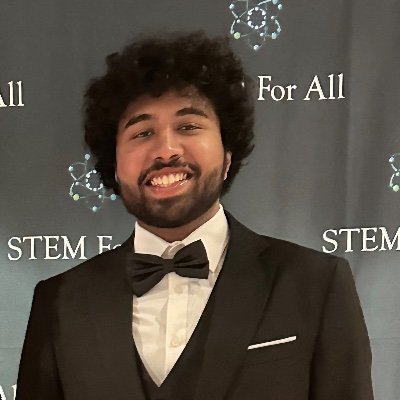 Computer Engineering @ University of Toronto
Gauntlet AI Cohort 2
Co-Founder of https://t.co/61C0dZKArQ