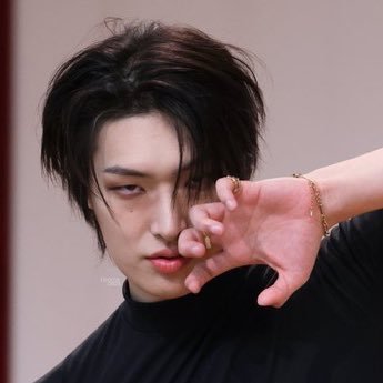 miirateez's profile picture. she/her