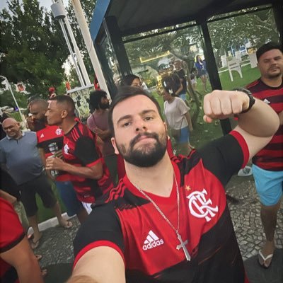 | 📸 Ogoulartjoaoo | Sonho em ser pai. Narguileiro 🌬💨 MENGAO ❤️🖤