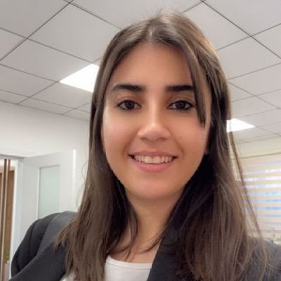 luciaAgron124's profile picture. 