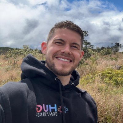 Chiropractor - RN - Energy Healer ❤️🔥Chief Operating & Compliance Officer of @hugcares