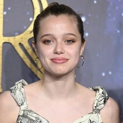 daughter of bradpitt and Angelina Jolie,old account got hacked
No Dm