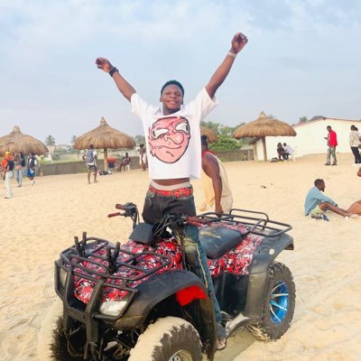 CIweazor26947's profile picture. Over comer 🇳🇬🇱🇷
Outsider 🦍