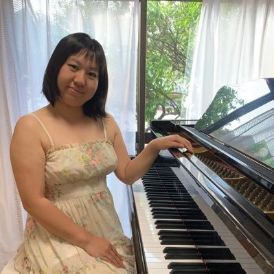 東京音大ピアノ科卒業。ピアニスト×YouTuber🎵元寺娘のクリスチャン✝️、INFP、涙の女王(泣き虫)💧♡プリキュア/世界名作劇場/実写版セーラームーン(レイちゃん/北川景子さん超神推し❤️)/アニメ全般/ドラマ全般/宗教学/スピリチュアル/音楽全般♡ソロ演奏・伴奏、レッスン承ります!お仕事のご依頼はDMまで!