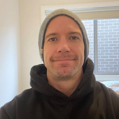 Rowan79's profile picture. 