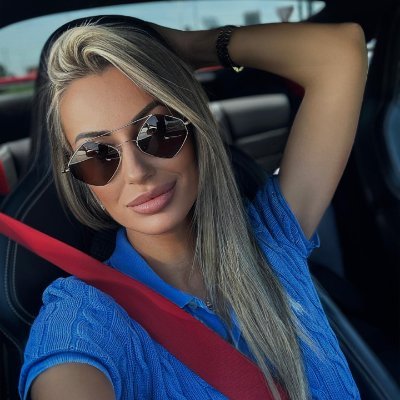 Racing enthusiast🏎, likes fitness, skiing, driving, delicious food, and accepts all new things💯