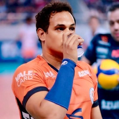 🇧🇷 Sou de Osasco Superliga B🥈 Copa do Brasil 🥇 Paulista 🥇🥇 Supercopa 🥈 Superliga 🥉🥉 Sul-Americano d clubes 🥈 time de Montes Claros 💙💚💛🏐 2025