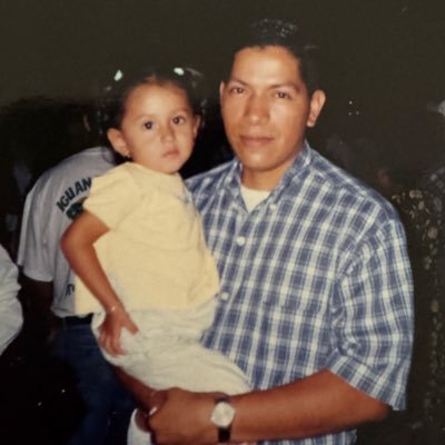 ___touka___'s profile picture. adicta al pasado (en recuperación)