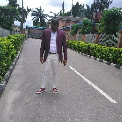 fashion Designer👖👕👖✂✂✂✂✂ Business Man. MANUTD 4 LIFE # How You Do Anything is How You Do Everything .