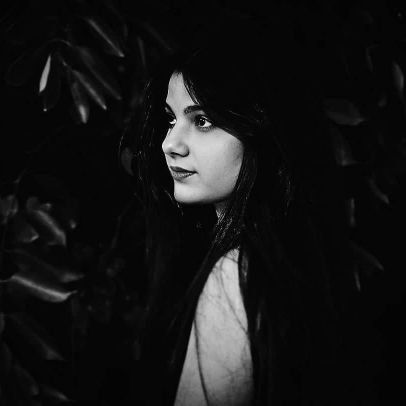 JhaPihuu's profile picture. 𝑺𝒊𝒎𝒑𝒍𝒊𝒄𝒊𝒕𝒚 𝒘𝒊𝒕𝒉 𝒂 𝒔𝒑𝒂𝒓𝒌. 𝑻𝒘𝒆𝒆𝒕𝒔 𝒂𝒓𝒆 𝒎𝒊𝒏𝒆, 𝒗𝒊𝒃𝒆𝒔 𝒂𝒓𝒆 𝒅𝒊𝒗𝒊𝒏𝒆.