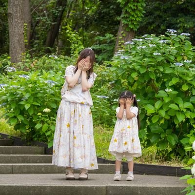 pupupufriends's profile picture. IVF@神奈川LC🐶
2020年1月 41w2d娘爆誕👧一人っ子。
意識低い系フルタイム会社員。頑張って写真撮る。📷️α7CⅡ
娘🎀起きてる間はずっと喋ってる口数多め系女子。とにかく声が大きい😇果物とお菓子と野菜と豆と海草が好き。謎の芸術作品作りがち。
インスタは鍵つき。声かけて貰えると🙆
