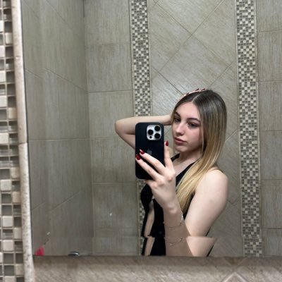 umakellerr_'s profile picture. 🪐🇸🇪