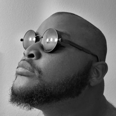 🇺🇸 🇯🇲
Voice Actor, Nerd, Fan of Graps, Hero.
lvl 33.
#CCN
#Markswithmics video editor sometimes.
VO Email @ H.LittlejohnVoice@gmail.com