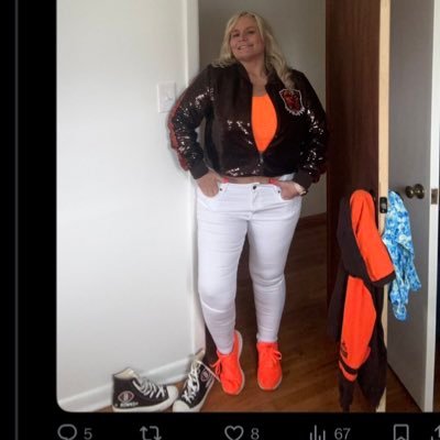 blondenurseRN's profile picture. orange/brown forever, 🧡🤎BROWNS4life, Registered Nurse, military mom USAF