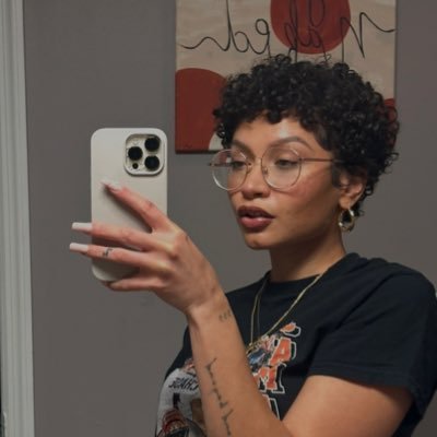 Tiny Ninja Mom. Sometimes I yap into a podcast mic. || IG: astoldbykyrie