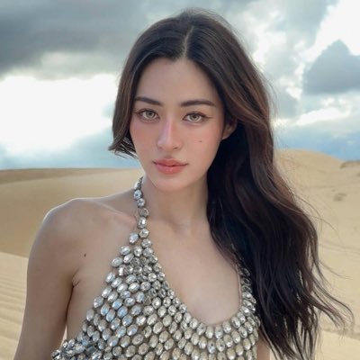 akhelvetia's profile picture. twitter / x accounts — #akaccs 🗃️