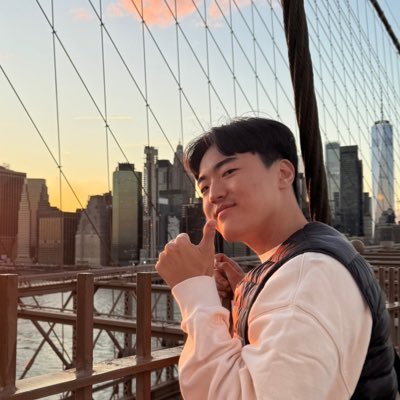 yiyoonchul's profile picture. mech eng student @seoulnatluni 
building in AI + Content space