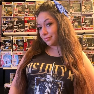 GeekyHarls's profile picture. Baker, Chef, veteran gamer, cosplayer, anime chick, Star Wars lover, PS Girl for life, comic enthusiast, and WWE Fan.