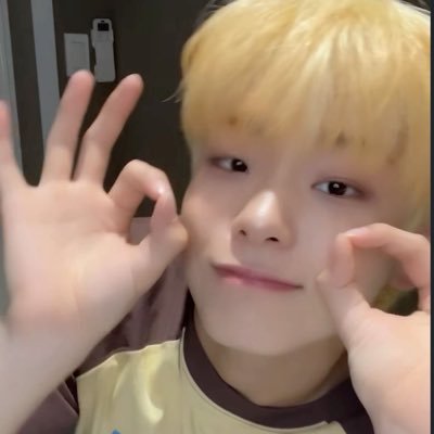 ⋆.˚🦋༘⋆ KPOP MULTI STAN 𐙚⊹₊⋆☆⋆。°★ :¨ ·.· ¨: `· . ꔫMySafeSpaceꔫ So let’s go see the stars right now ✨🌟💙 ★My world overflows with you★