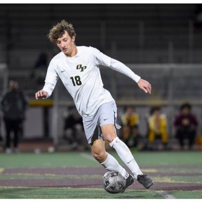 LAFC ECNL-RL, Oak Park HS 2026, 6’1, Winger/LM/RM, 3.0 GPA