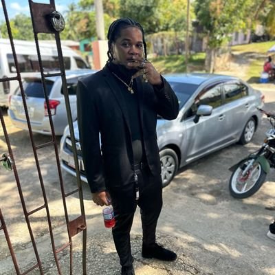 reidsosa1's profile picture. $$$