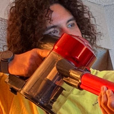 sic parvis magna | is/Him | Engineer | Youtuber | Internet Complainer |
