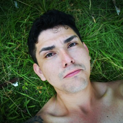 juanbomberoff's profile picture. Contenido no apto para 🔞 No crean todo lo que dicen de mi, soy peor. Adicto al sexo, con orgasmos brutales #bareback #versátil #fisting #dulces #Panama #CR