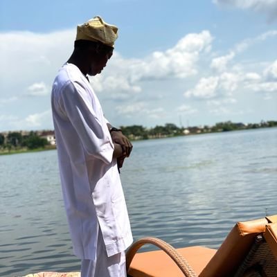 Ghostwriter✍️|Creative WordSmith🤓|Legal Luminary⚖️|Introvert😌|WizKid FC🦅|Chelsea Lover💙|Gentle soul😌|Muslim🕋|Made in Unimaid🚸|